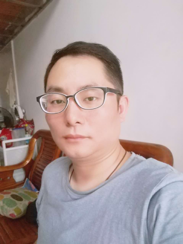 流星的尾巴的第一张照片--长乐婚介网