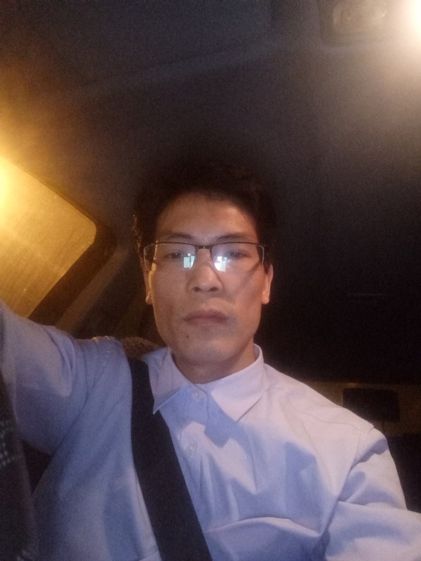 爱也要以诚相待的第三张照片--长乐婚介网