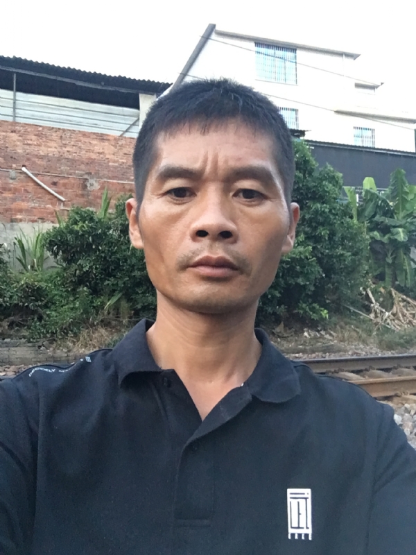 张旭明的第二张照片--长乐婚介网