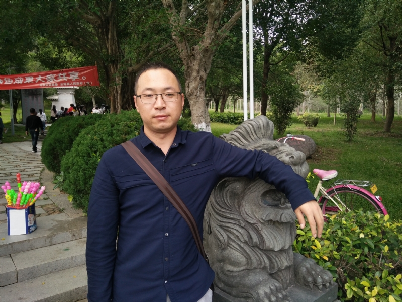 逍遥龙龙的第一张照片--长乐婚介网