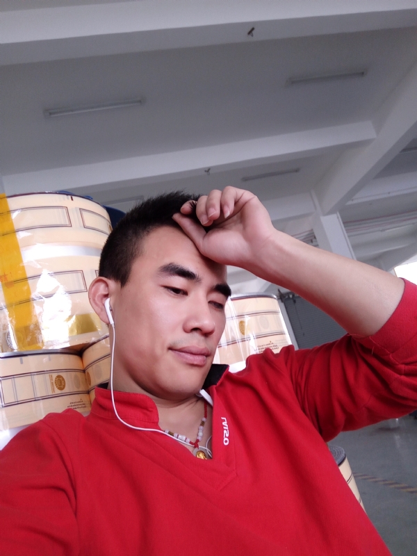寻唯一的第三张照片--长乐婚介网