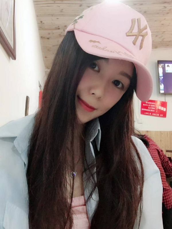 丹丹的第三张照片--长乐婚介网