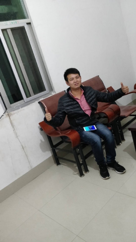 马云的第一张照片--长乐婚介网