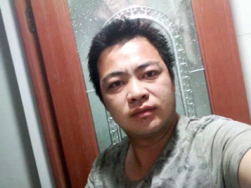 往事随风的第一张照片--长乐婚介网
