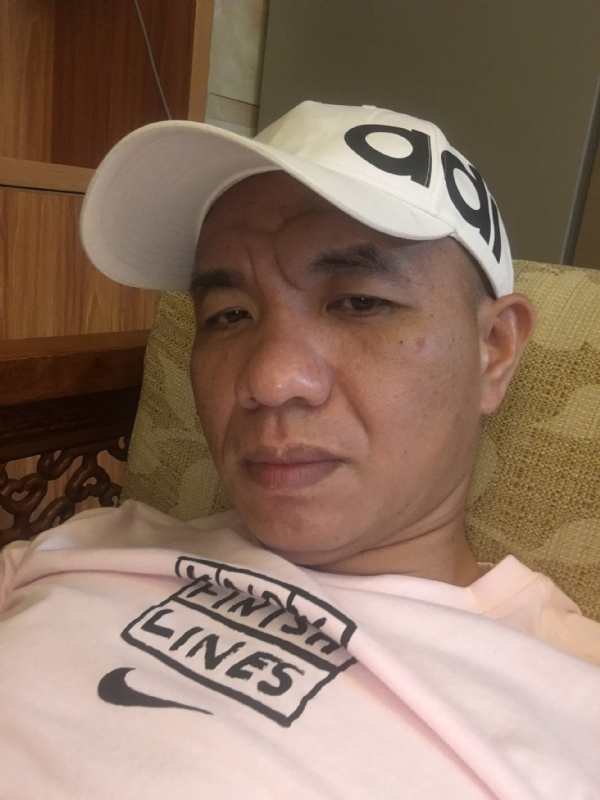 坚持到底的第一张照片--长乐婚介网