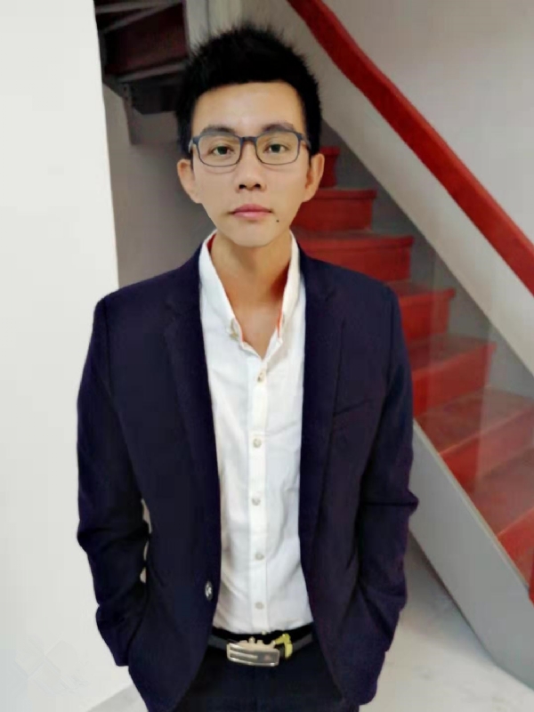 林智明的第一张照片--长乐婚介网
