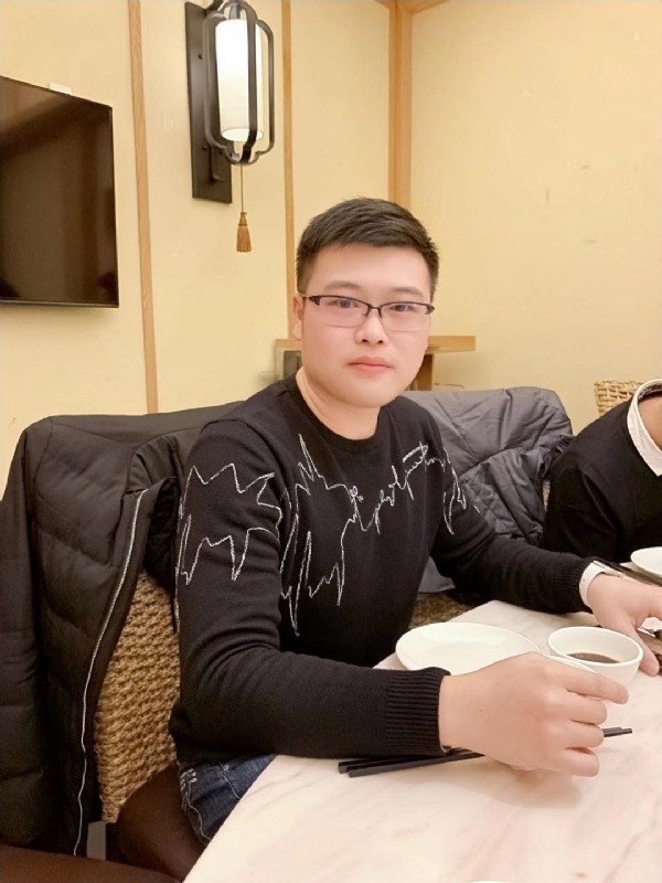 YIDA的第一张照片--长乐婚介网