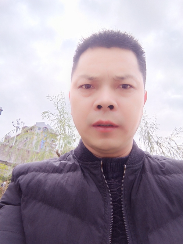 随缘的第一张照片--长乐婚介网