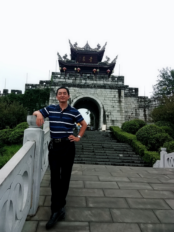 真心的龙的第六张照片--长乐婚介网