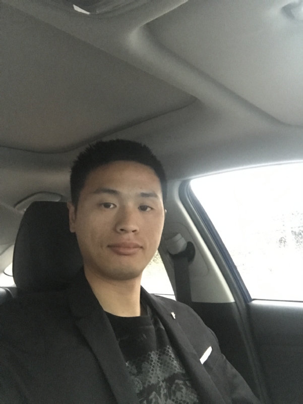 向前走的第一张照片--长乐婚介网