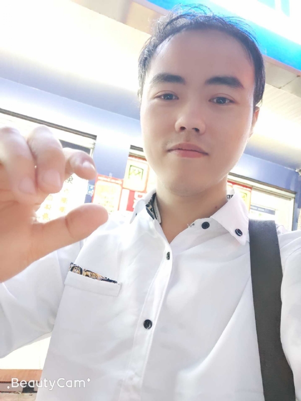 开心就好的第一张照片--长乐婚介网