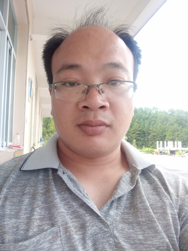蓝色星空的第一张照片--长乐婚介网