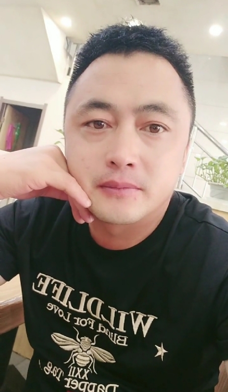 廖艾德的第一张照片--长乐婚介网