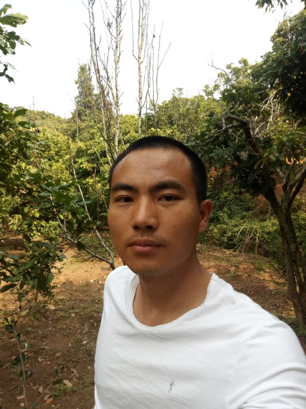 简单的第一张照片--长乐婚介网