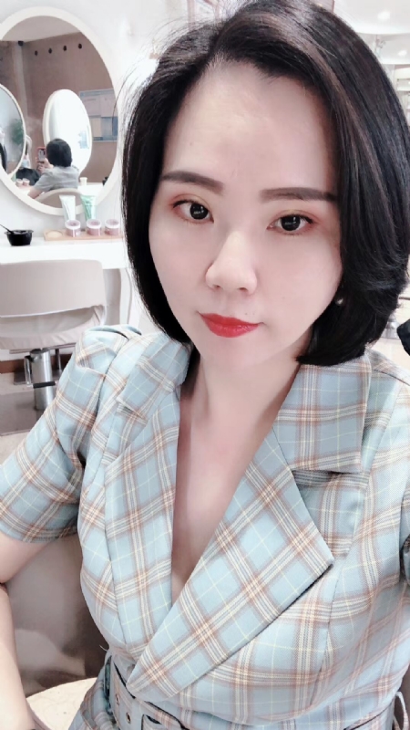 固执的第一张照片--长乐婚介网