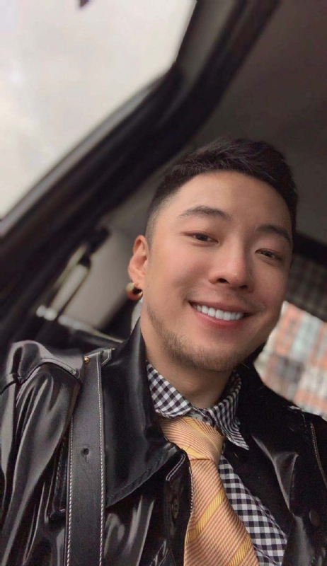 平凡英雄的第二张照片--长乐婚介网