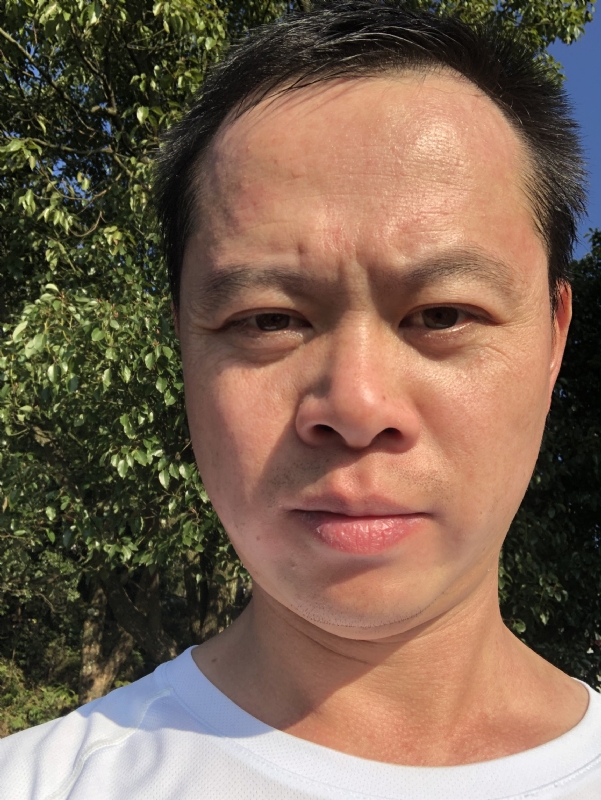 猩猩巨呃的第四张照片--长乐婚介网