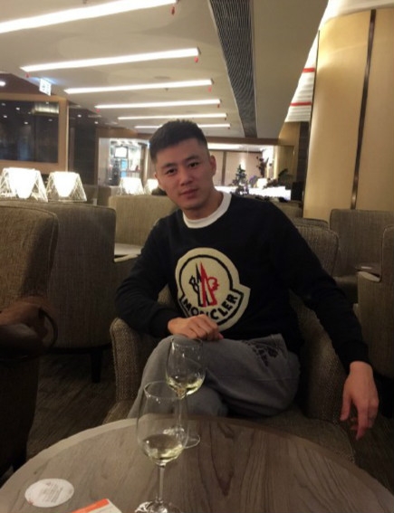 吴辉的第一张照片--长乐婚介网