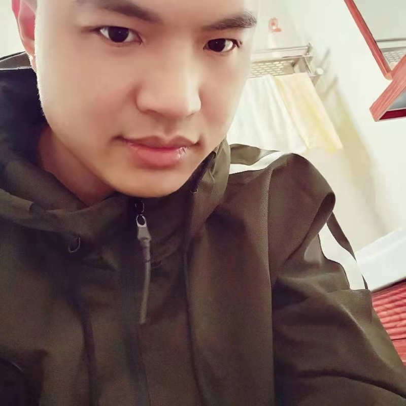 高大上的宅男的第二张照片--长乐婚介网