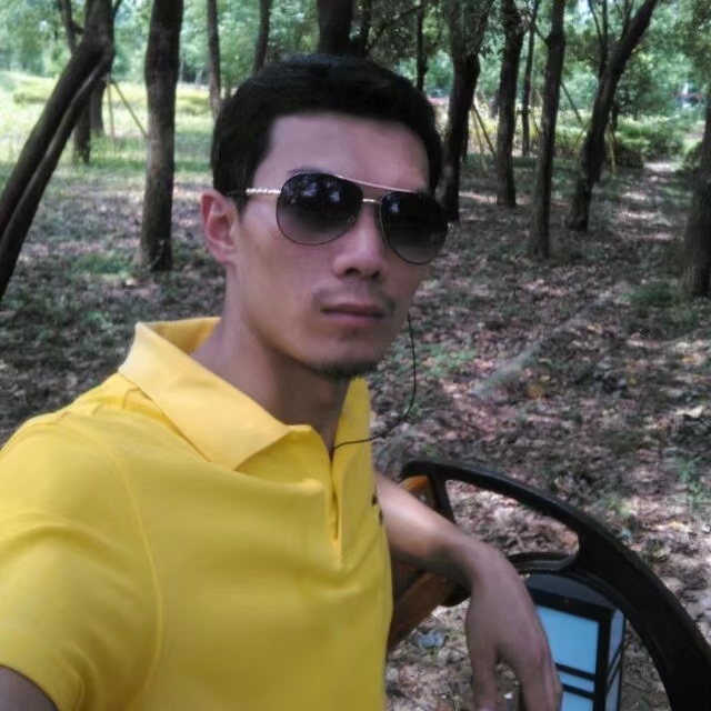 错把真心喂了狗的第二张照片--长乐婚介网