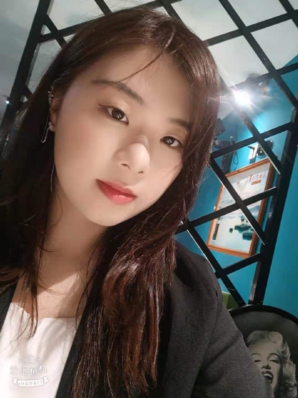 带翅膀的小猫的第一张照片--长乐婚介网
