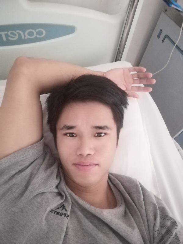 在相信一次的第一张照片--长乐婚介网