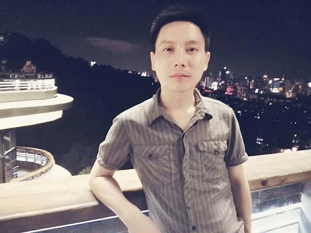 幕秋的第一张照片--长乐婚介网