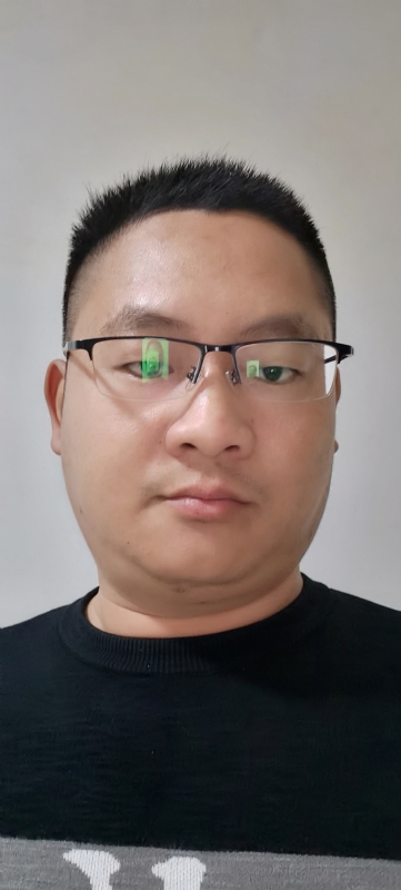 龙逍遥的第一张照片--长乐婚介网