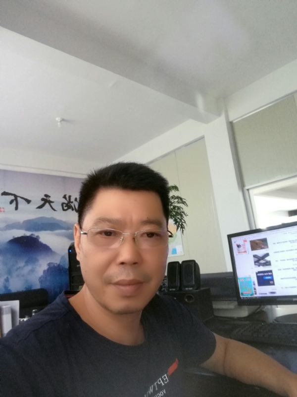 心平气和的第一张照片--长乐婚介网
