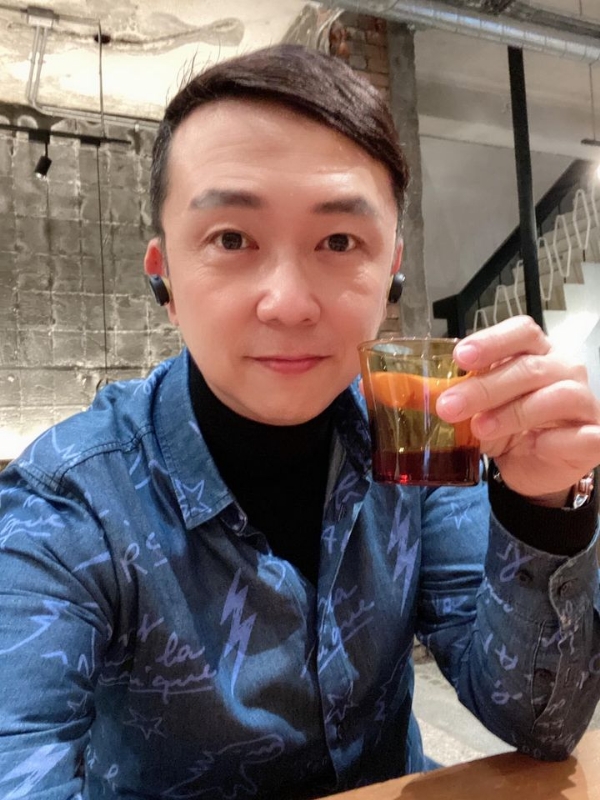 陈道明的第二张照片--长乐婚介网