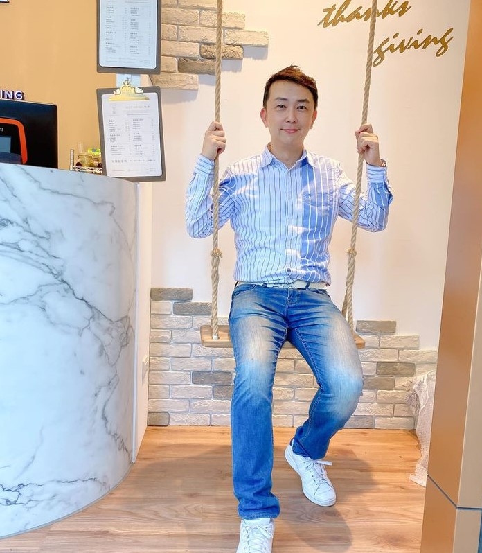 陈道明的第四张照片--长乐婚介网