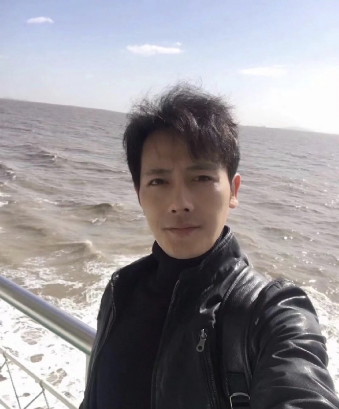 疯狂的小鱼的第一张照片--长乐婚介网