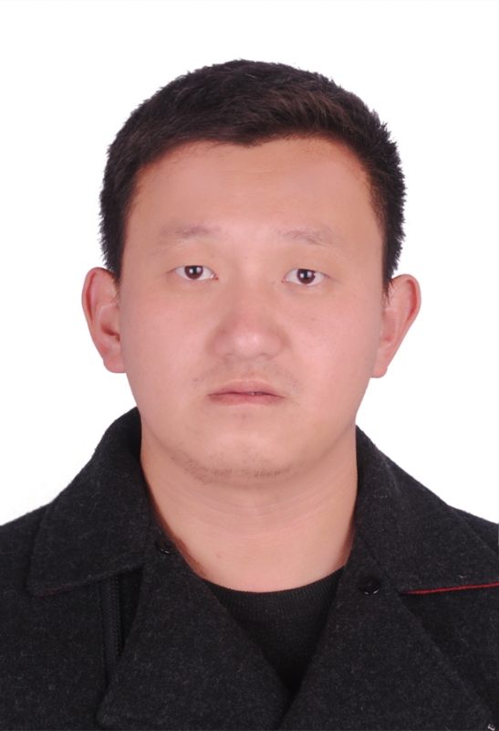 吴痕的第一张照片--长乐婚介网