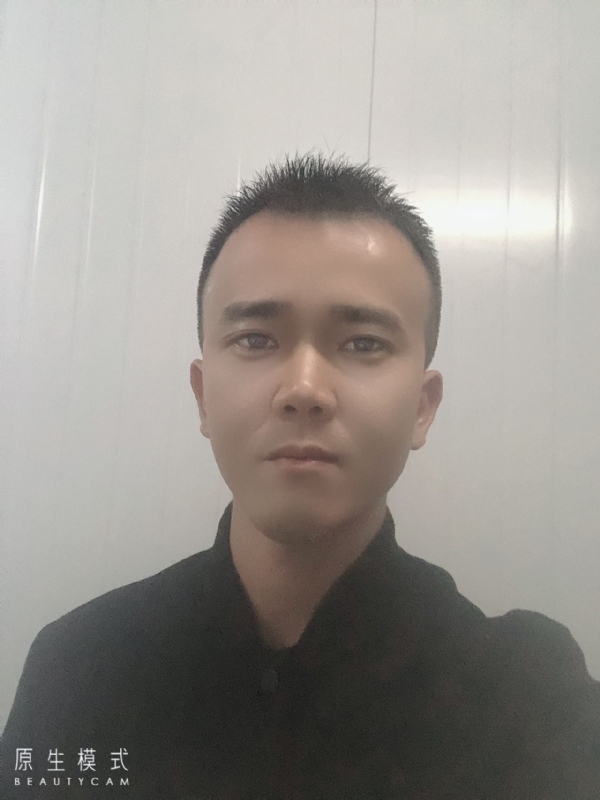 壮飞的第一张照片--长乐婚介网