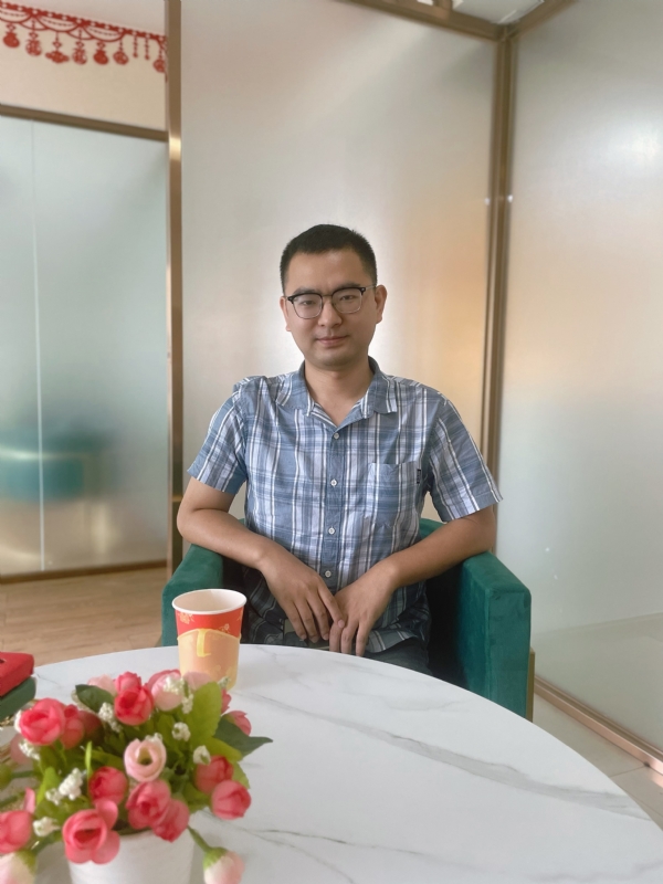 微尘的第二张照片--长乐婚介网