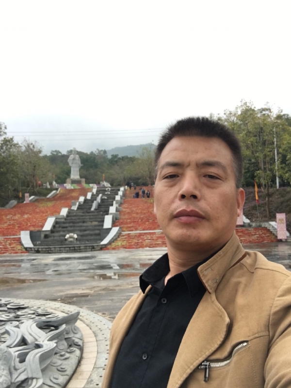 开心的松鼠的第二张照片--长乐婚介网