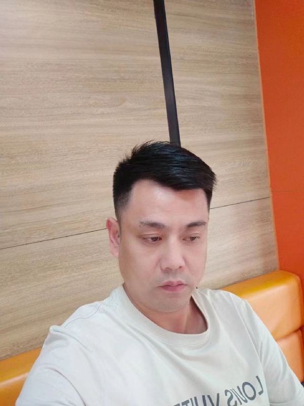 不知道的第三张照片--长乐婚介网