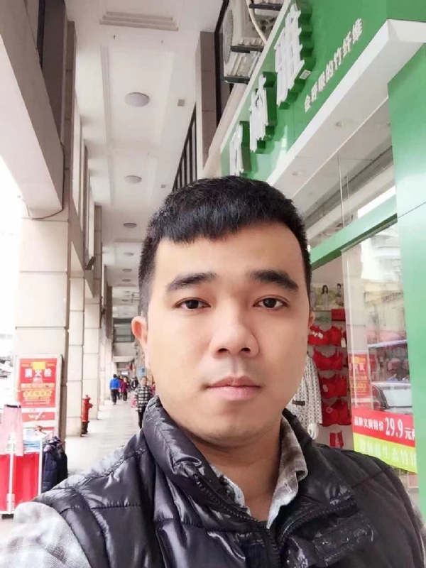 小小怪兽的第一张照片--长乐婚介网