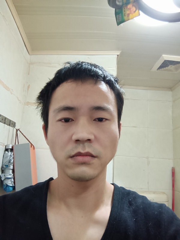 守望天空的第一张照片--长乐婚介网