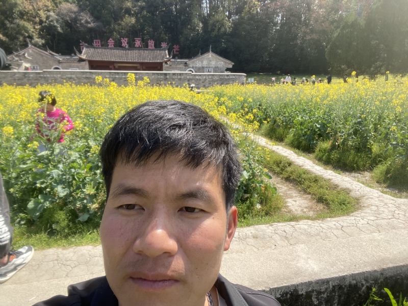 开心的第一张照片--长乐婚介网