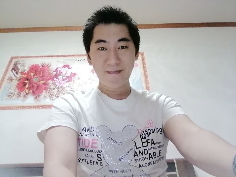 缘分天定的第一张照片--长乐婚介网
