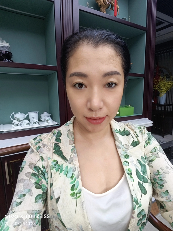 仝馨的第三张照片--长乐婚介网