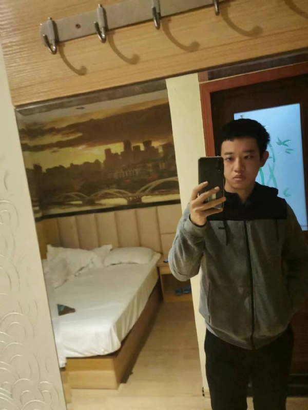 阵雨的第一张照片--长乐婚介网