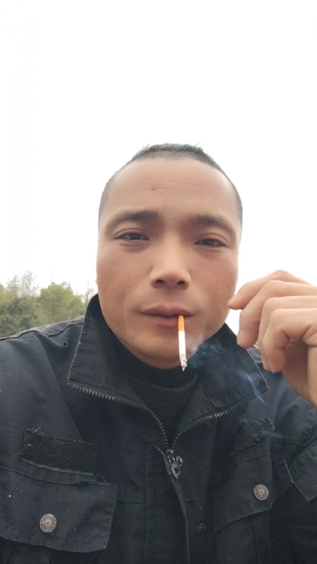伯爵的第一张照片--长乐婚介网