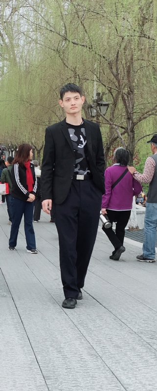 风一样的第一张照片--长乐婚介网