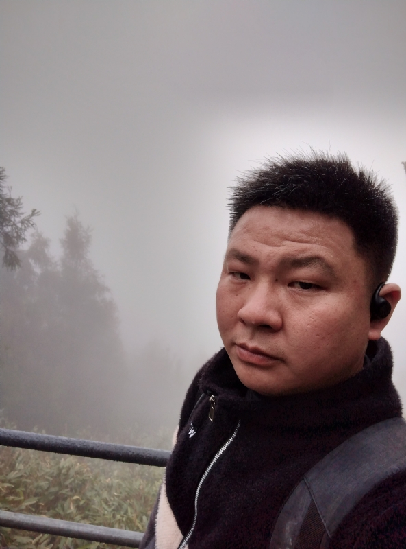 何何何的第一张照片--长乐婚介网