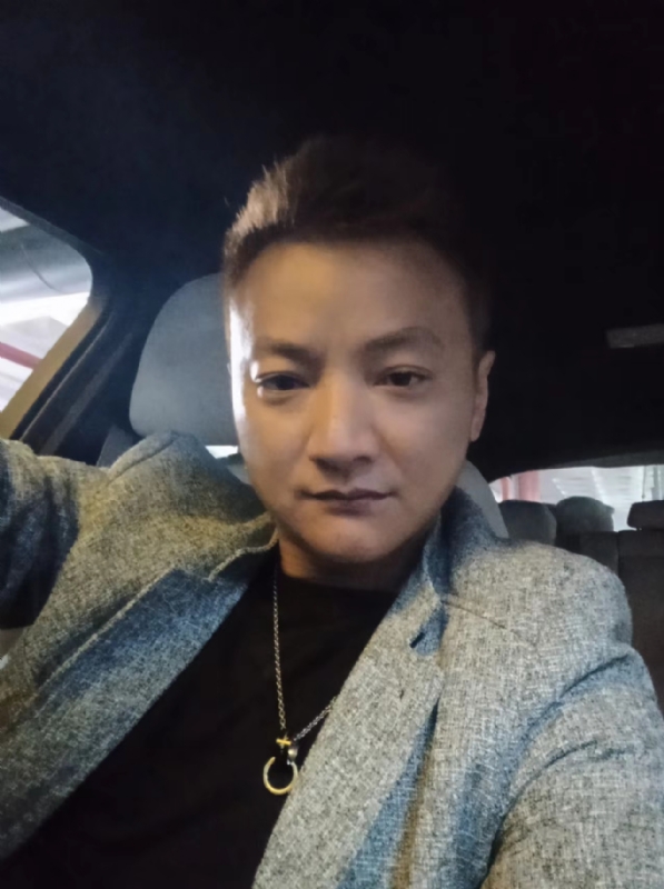 夜、有雨敲窗的第三张照片--长乐婚介网