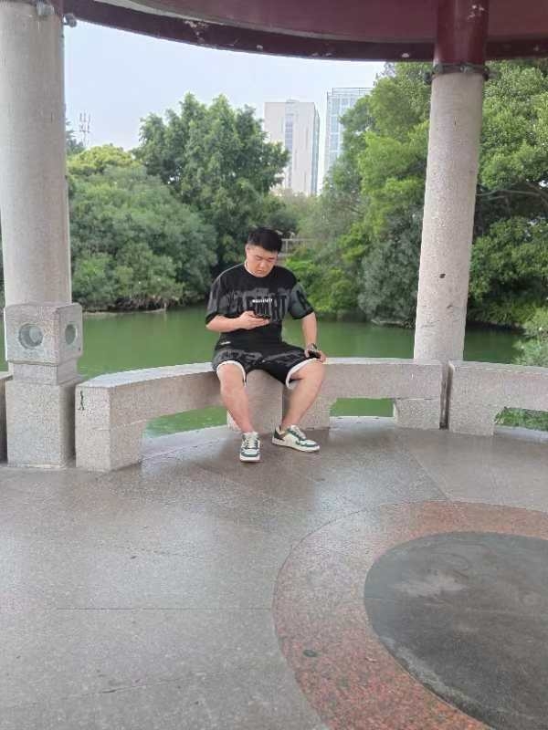 不善挽留的第一张照片--长乐婚介网