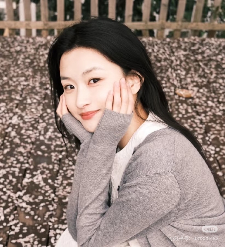 江小姐的第一张照片--长乐婚介网
