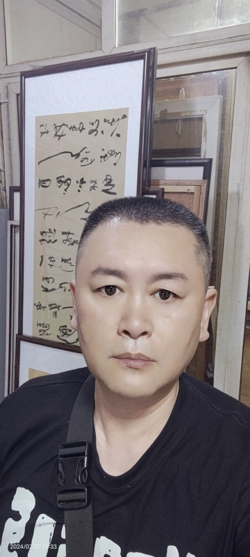 永恒的瞬间的第一张照片--长乐婚介网